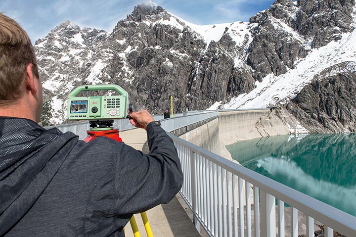 Nivel leica ls en uso
